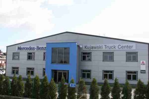 mercedes-kujawski-truck_center_-600.jpg